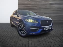 Jaguar F-PACE 1