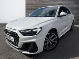 Audi A1 4