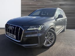 Audi Q7 4
