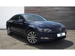 Volkswagen Passat 1