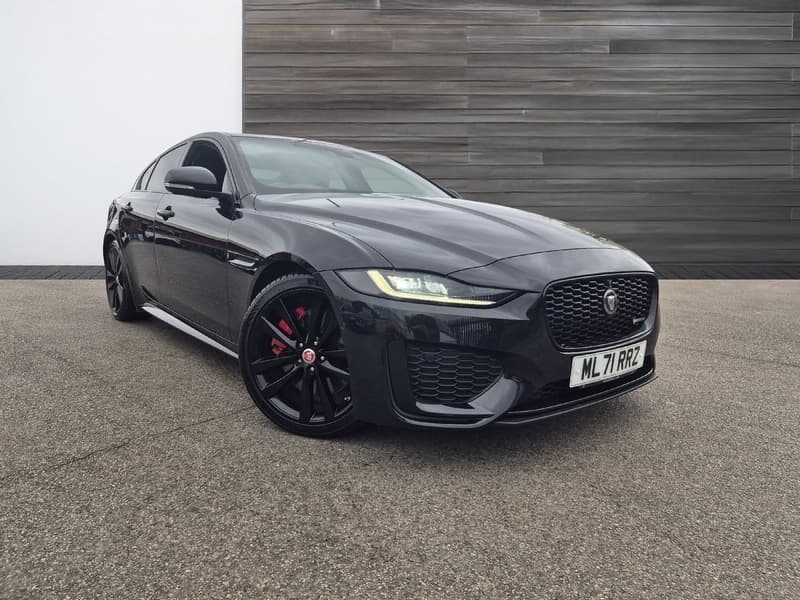 Jaguar XE
